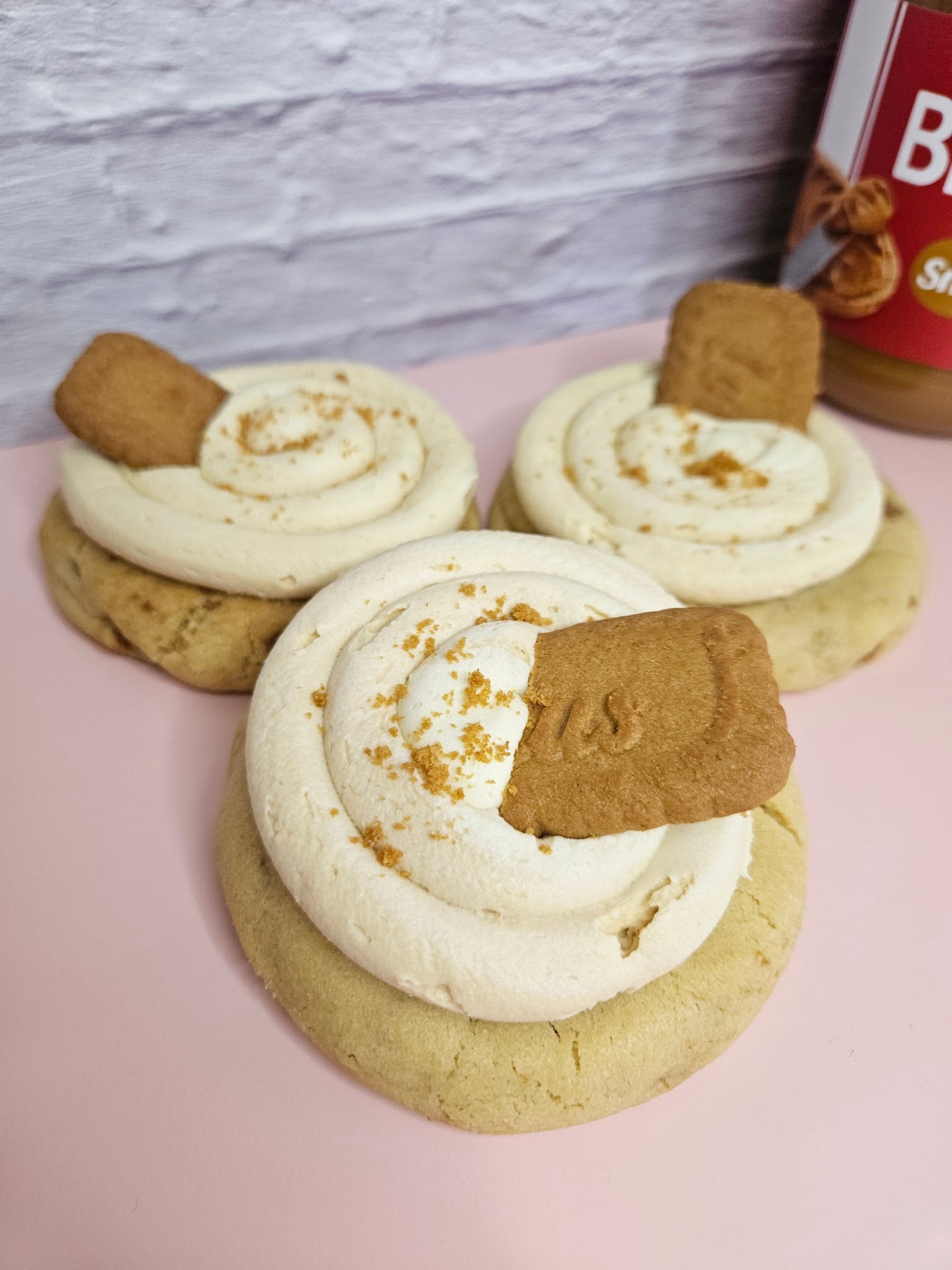 Frosted biscoff Cookie